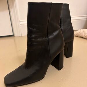 Steve Madden Allison Bootie Black Size 6.5